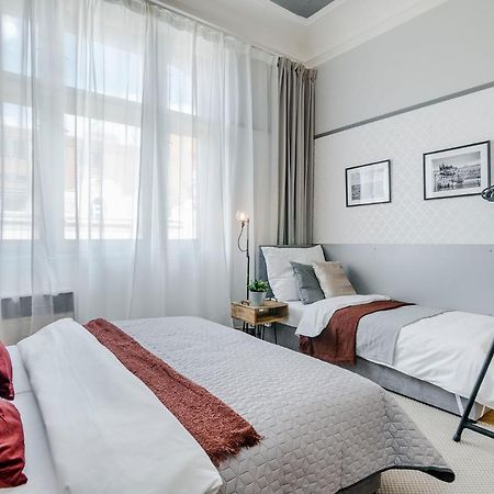 Ferienwohnung Modern&Huge APTs in Center by Michal&Friends Prag Exterior foto