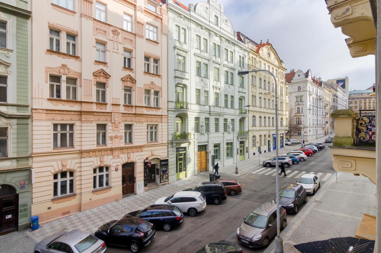 Ferienwohnung Modern&Huge APTs in Center by Michal&Friends Prag Exterior foto