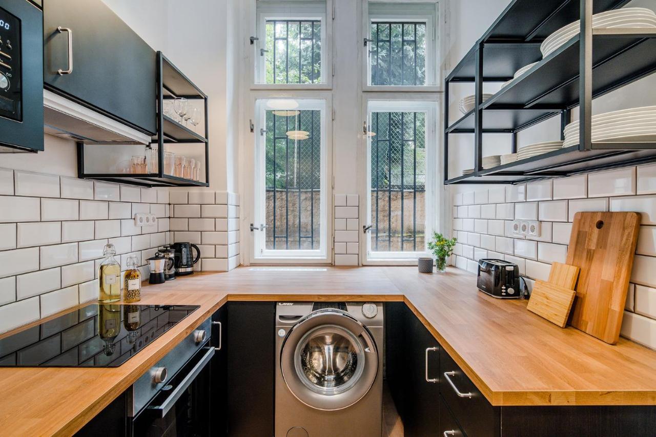 Ferienwohnung Modern&Huge APTs in Center by Michal&Friends Prag Exterior foto