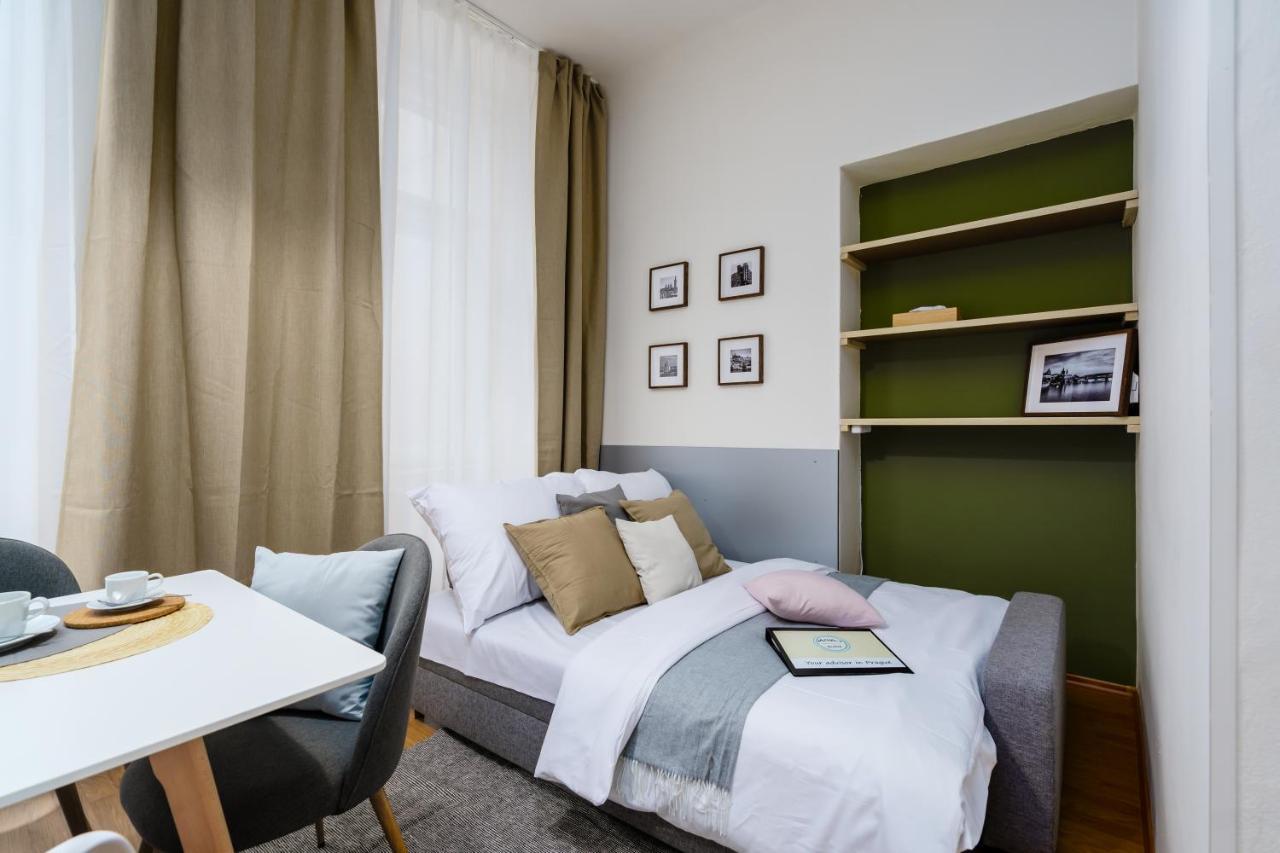 Ferienwohnung Modern&Huge APTs in Center by Michal&Friends Prag Exterior foto